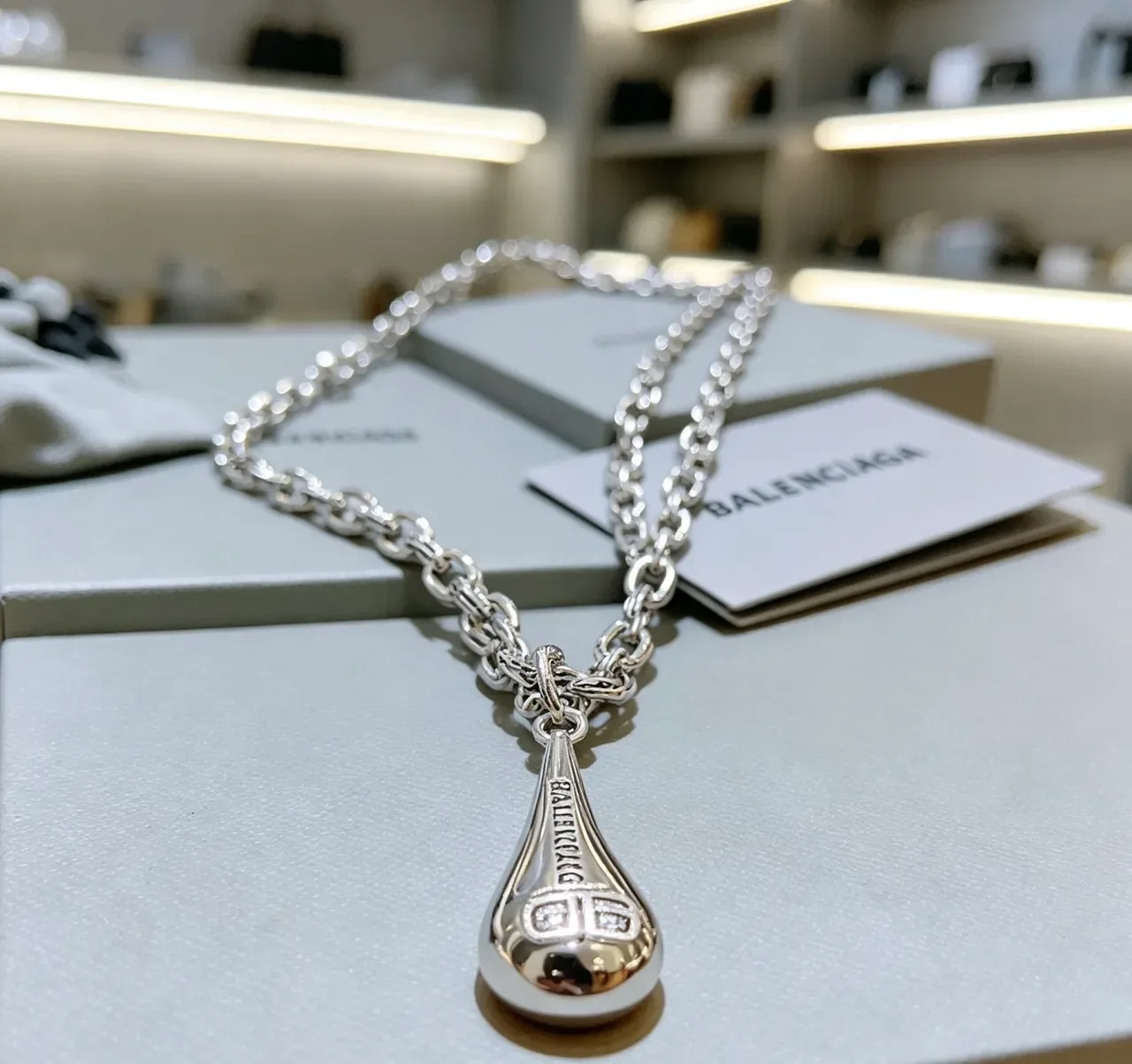 Balenciaga Collier Goutte Argent Noir Chaîne Maillons Grosses Gravée 5
