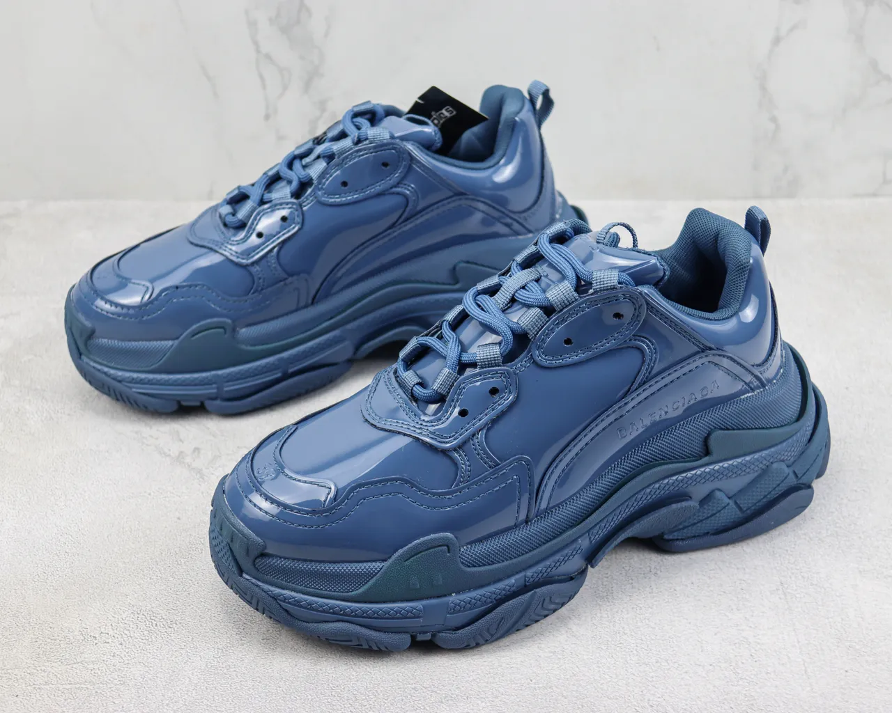 Balenciaga Triple S 亮面蓝厚底运动鞋 4