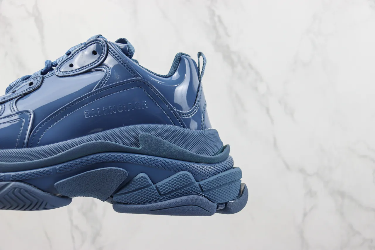 Balenciaga Triple S 亮面蓝厚底运动鞋 7