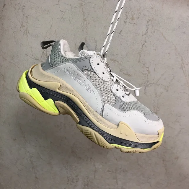 Balenciaga Triple S gris beige amarillo neón zapatillas chunky 5
