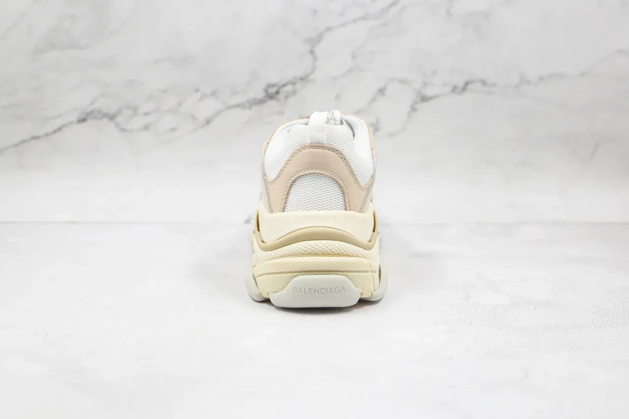 Balenciaga Triple S Off-White Beige চাঙ্কি স্নিকার 2