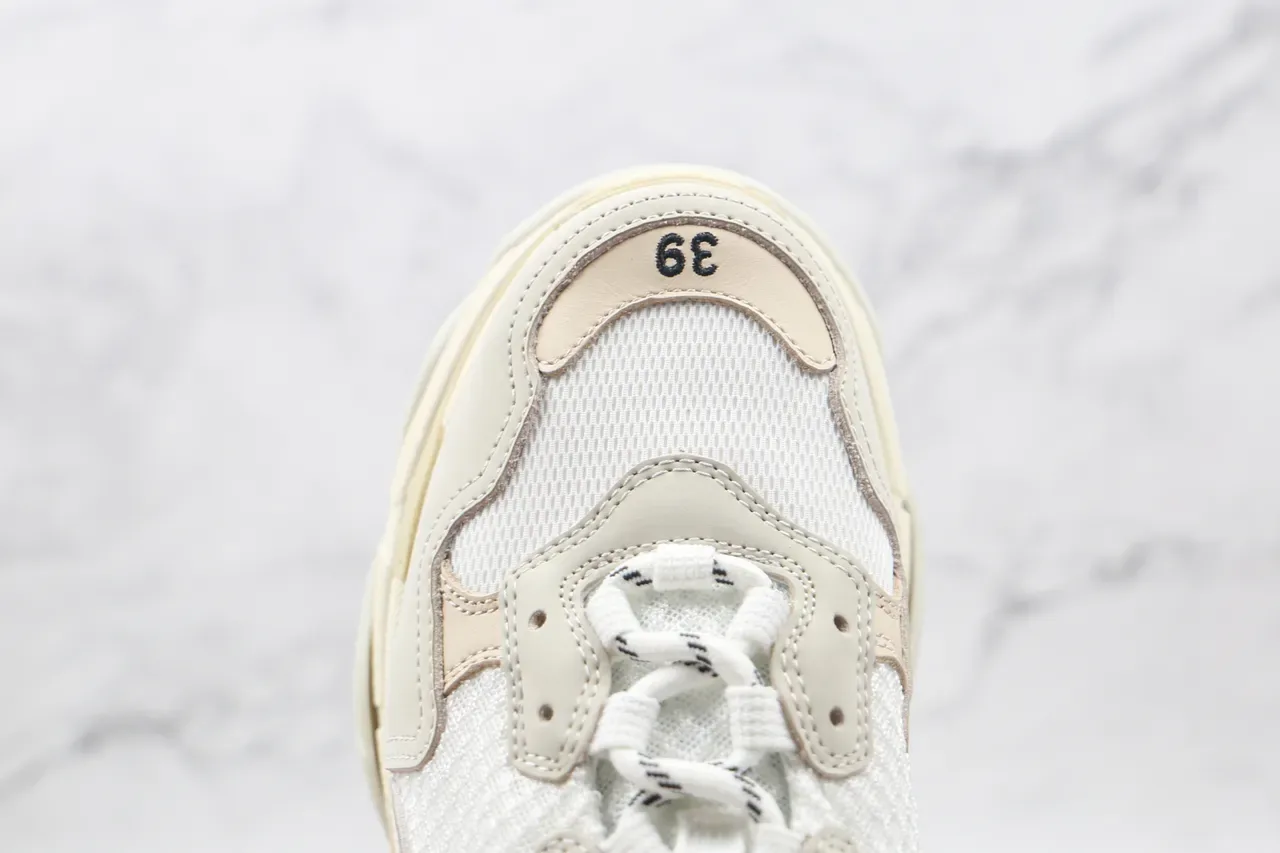 Balenciaga Triple S Off-White Beige চাঙ্কি স্নিকার 5