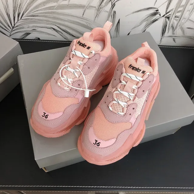 Balenciaga Triple S 粉色厚底运动鞋 2