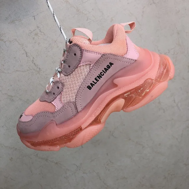 Balenciaga Triple S 粉色厚底运动鞋 5