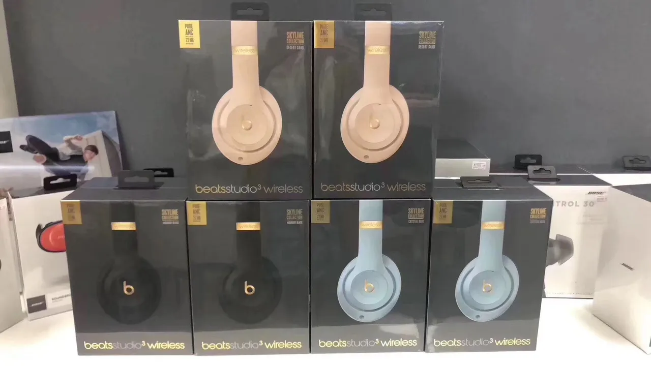 Beats Studio3 Wireless Over-Ear Headphones 10