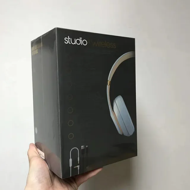 Beats Studio3 Wireless Over-Ear Headphones 14