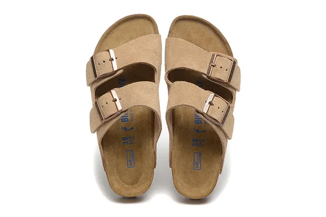 Birkenstock Arizona sandálias casuais de camurça tan com duas tiras 2