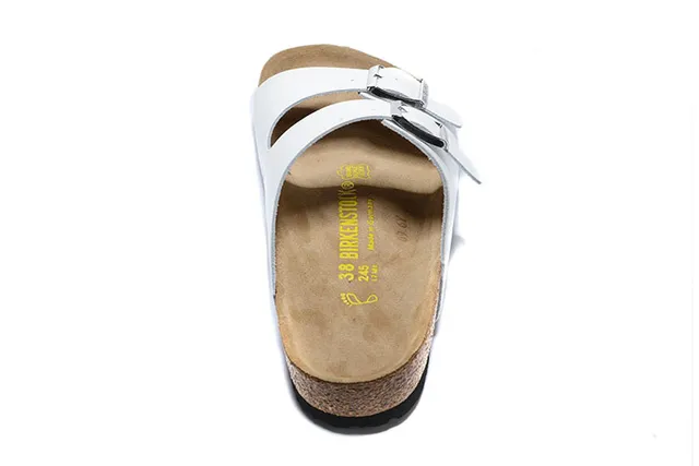 Birkenstock Arizona सफेद दो पट्टियों वाली आरामदायक सैंडल 5