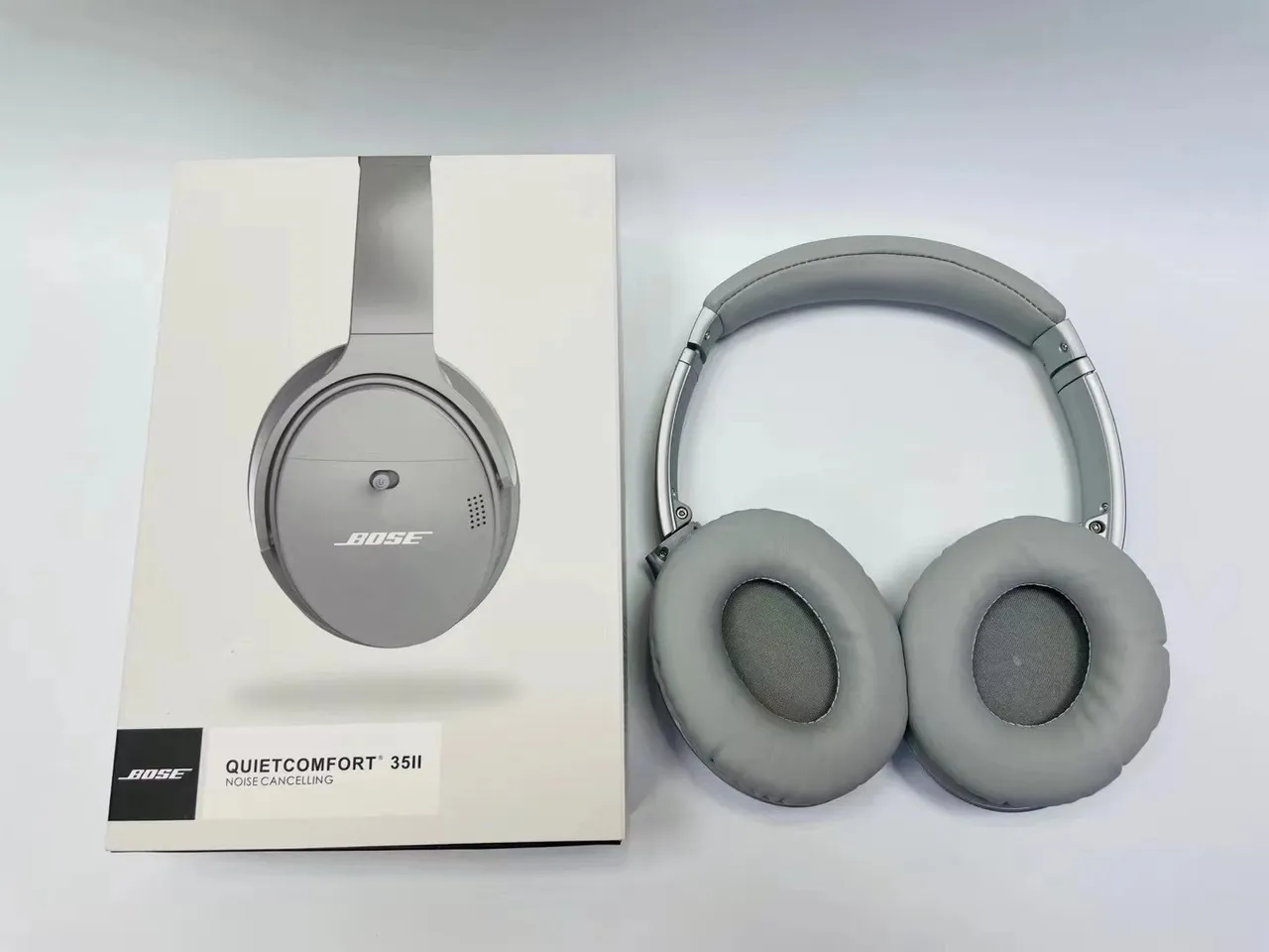 Bose QuietComfort गुलाबी सोना चौपार्श्वीय शोर नियंत्रण ओवर-यर हेडफोन्स 11
