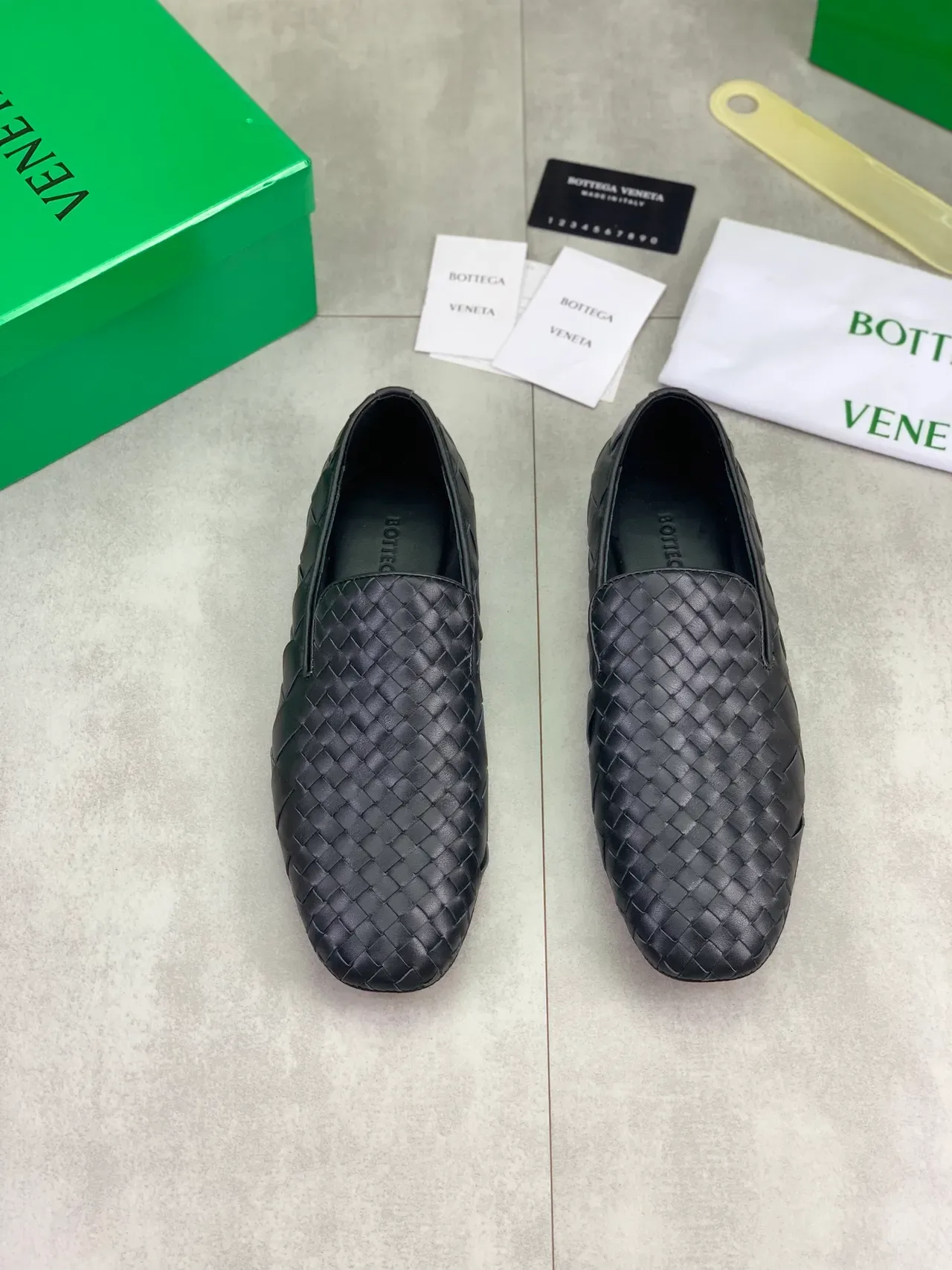 Bottega Veneta Andiamo Noir Intrecciato Cuir Tissé Slip-On Loafer 4