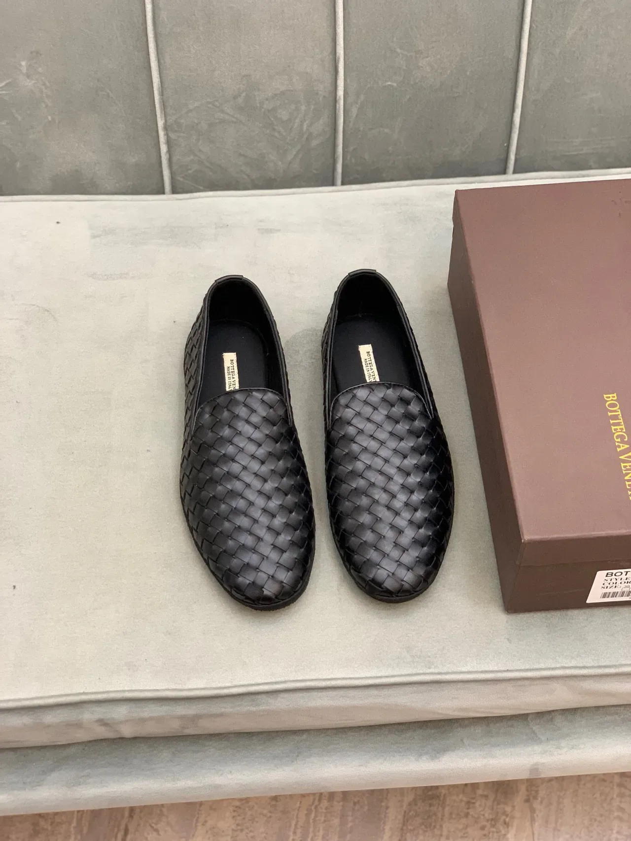 Bottega Veneta Andiamo لوفرز أسود Intrecciato منسوج 9