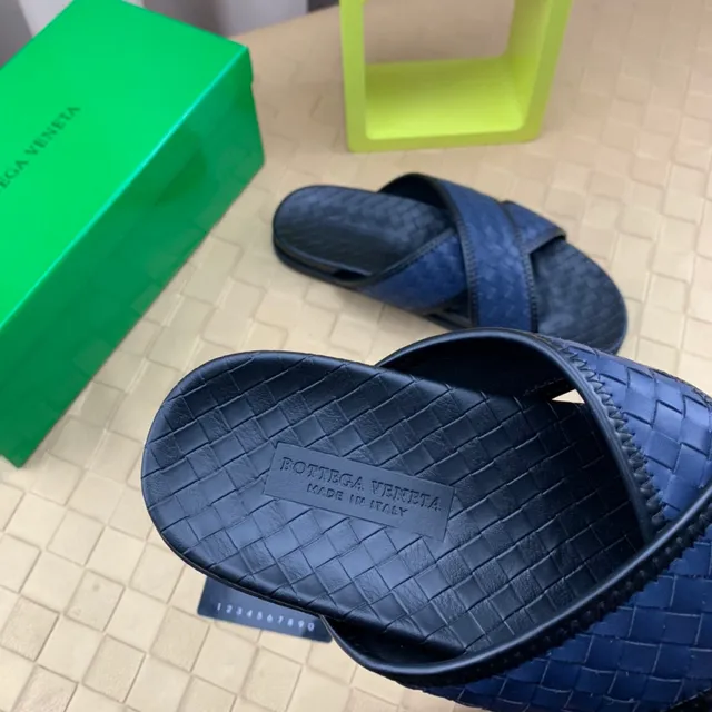 Bottega Veneta Andiamo Navy Blue Intrecciato Woven Leather Slippers 3
