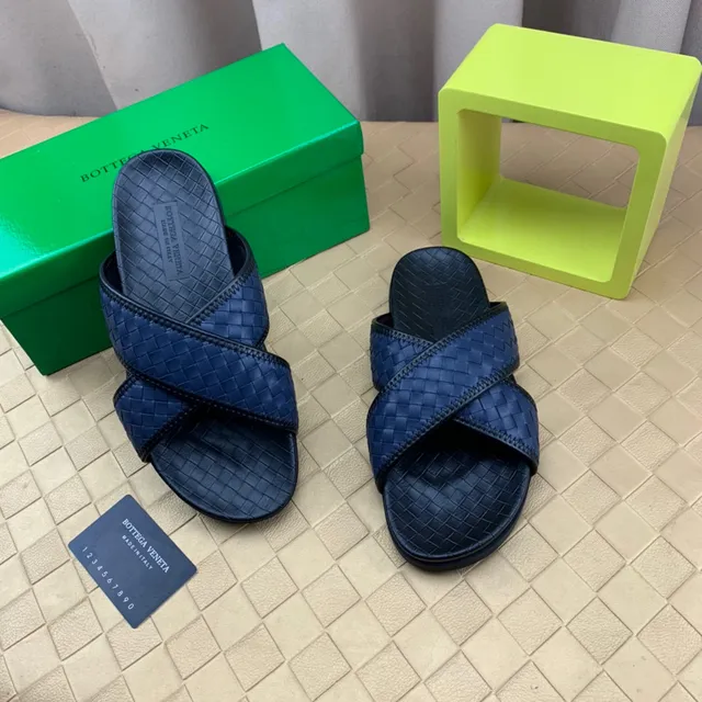 Bottega Veneta Andiamo Navy Blue Intrecciato Woven Leather Slippers 6