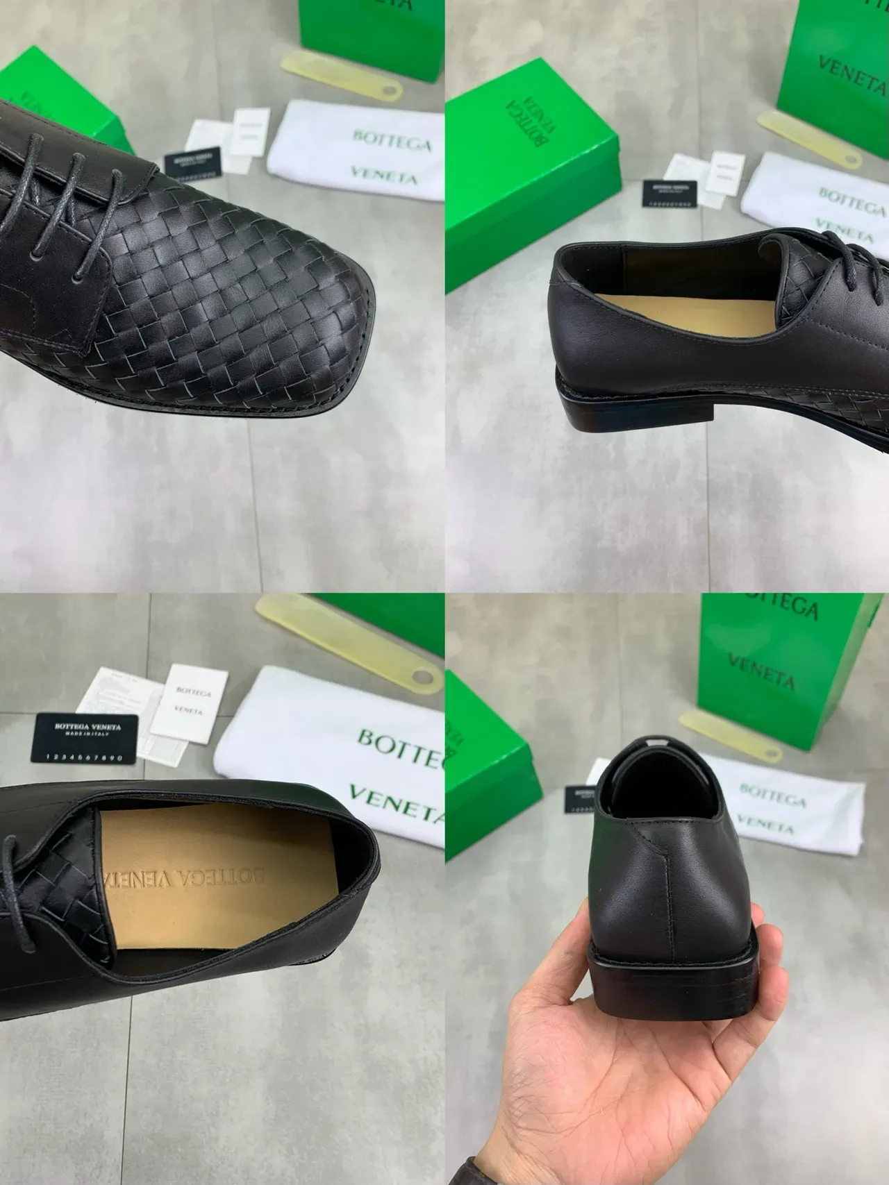 Bottega Veneta Sapatos Oxford Quarters Couro Liso Preto Intrecciato Tecido na Ponta 2
