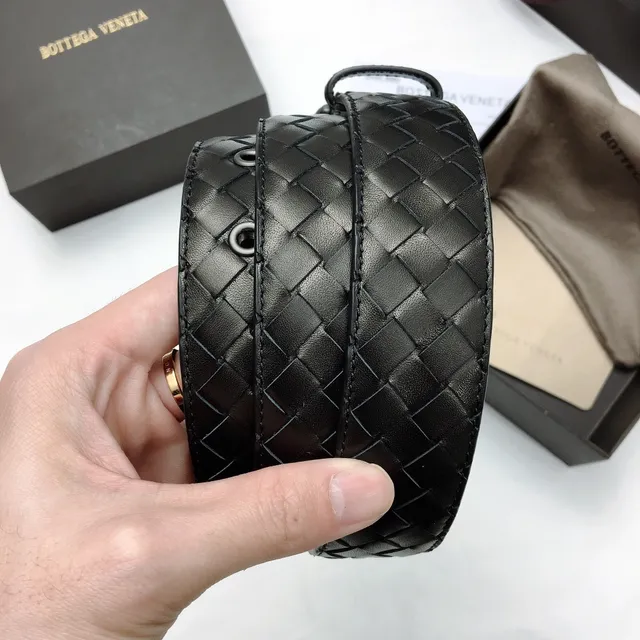 Bottega Veneta काला चांदी Intrecciato बुना हुआ आयताकार बकल चर्म बेल्ट 2