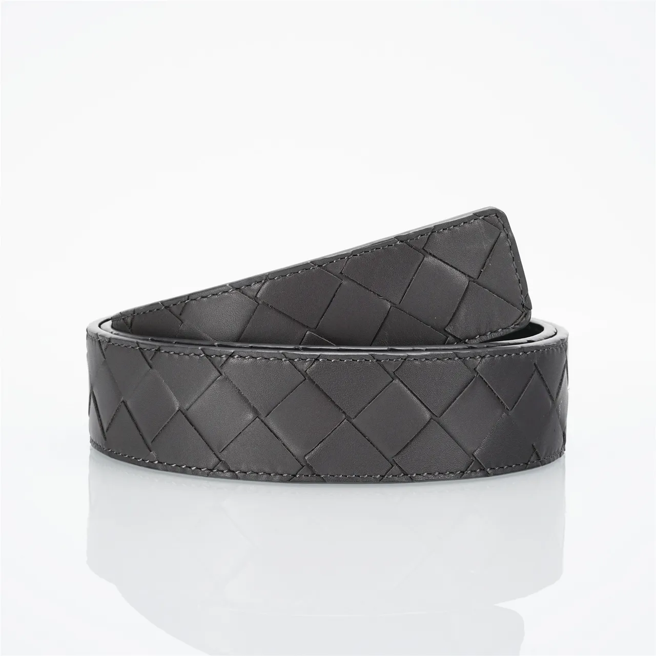 Bottega Veneta Cassette Intrecciato حزام جلد أسود 3