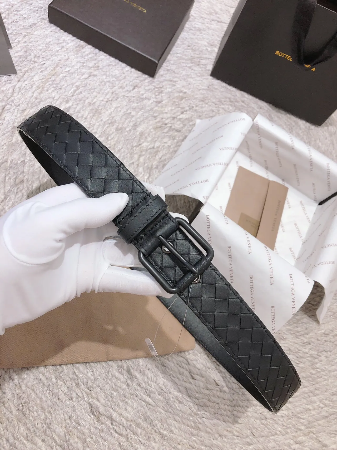 Bottega Veneta Cassette Intrecciato حزام جلد منسوج 7