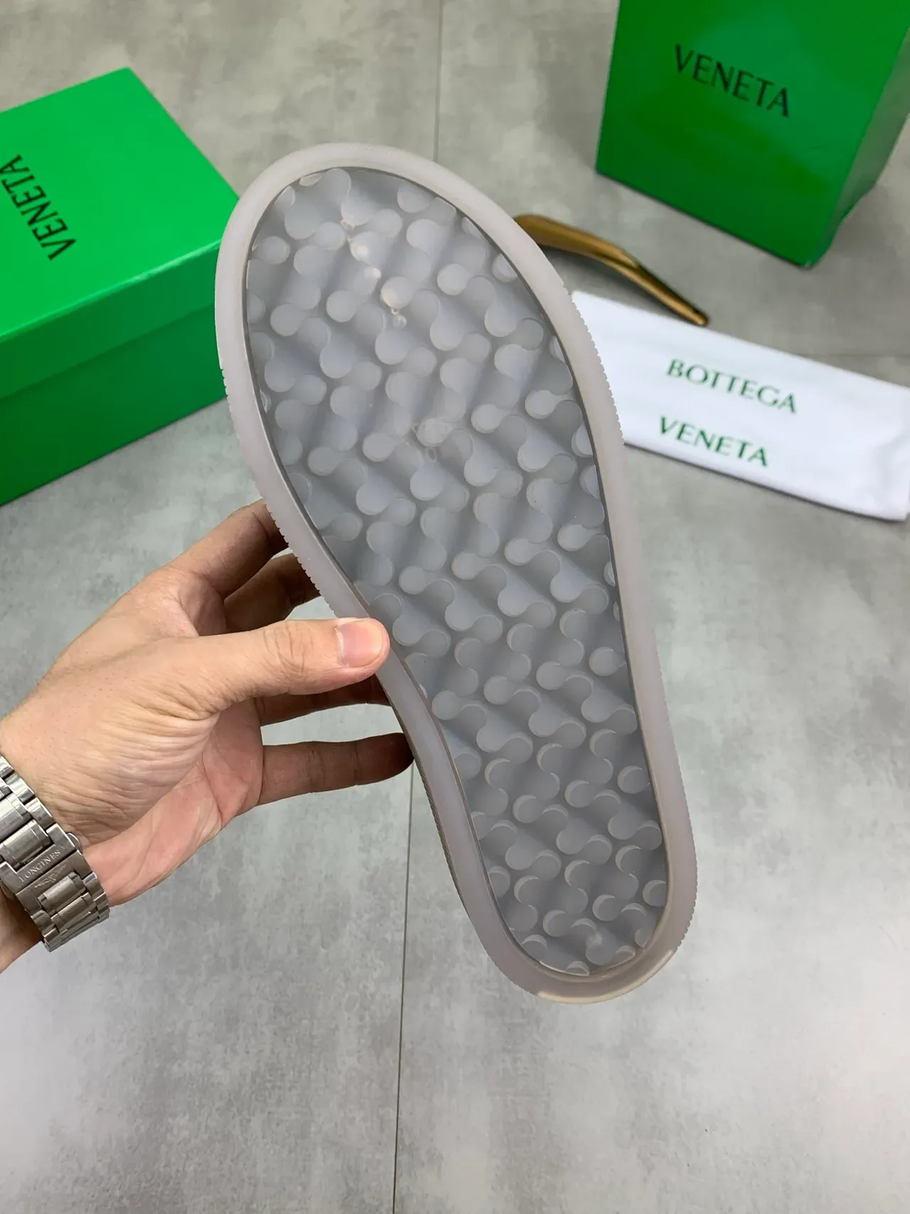 Bottega Veneta Cassette Loafer Noir Cuir Tressé Slip-On Loafers 3