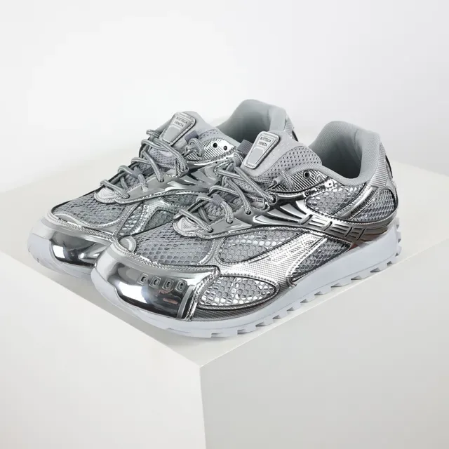 Bottega Veneta Cassette Metallic Silver Lifestyle Sneakers 2