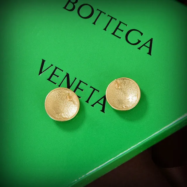 Bottega Veneta 金玫瑰黑色搪瓷耳钉 5