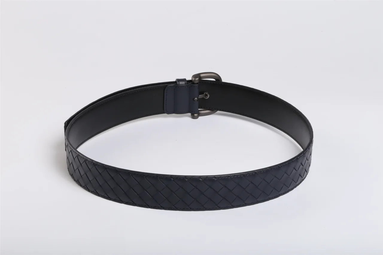 Bottega Veneta Intrecciato منسوج Navy حزام جلد 7