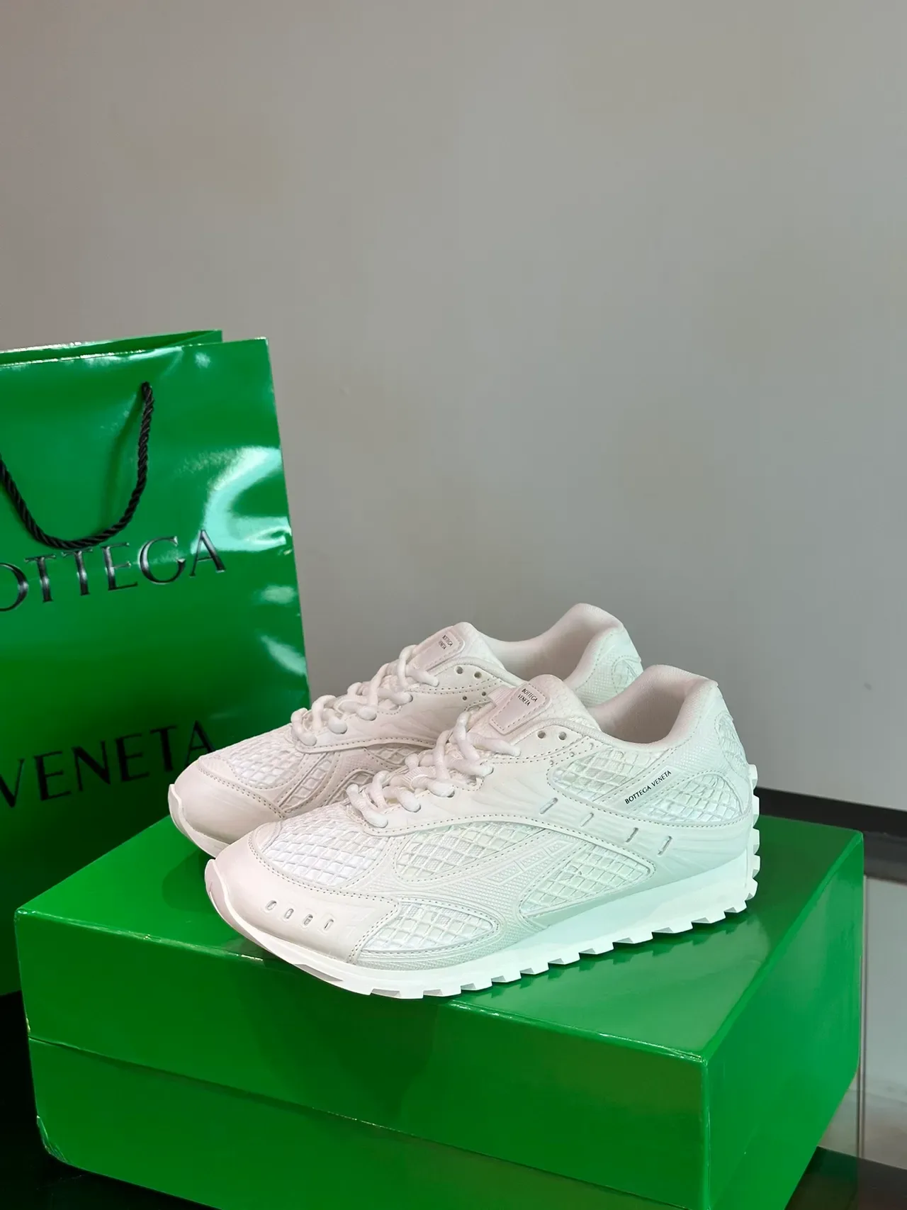 Bottega Veneta White Quilted Diamond-Mesh Overlays Layered Synthetic Construction Lifestyle Sneakers 5