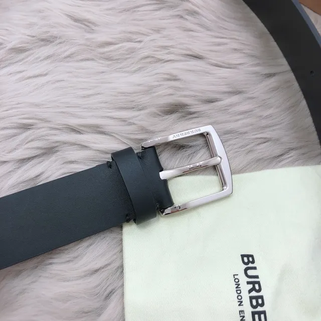 Cinturón de cuero Burberry Negro Plateado Mate Pulido con Hebilla 3