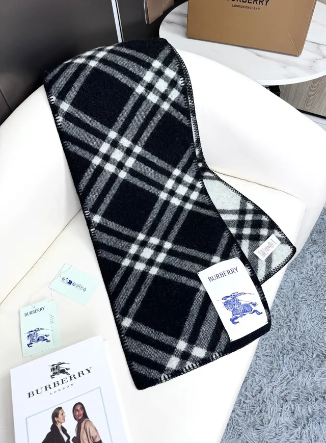 Burberry Negro Blanco Oversized Patrón de Cuadros Gradiente Tonal Weave Cashmere Bufanda 6