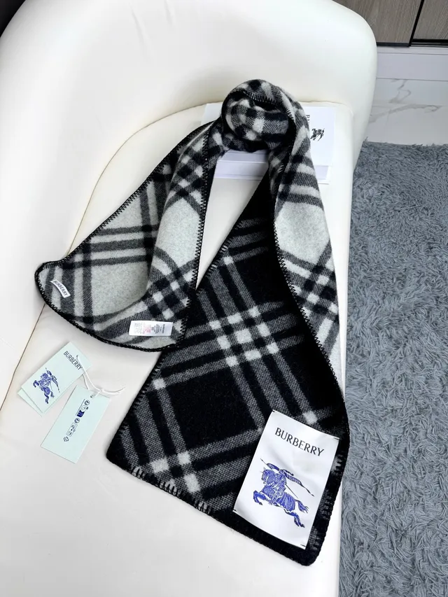 Burberry Negro Blanco Oversized Patrón de Cuadros Gradiente Tonal Weave Cashmere Bufanda 7