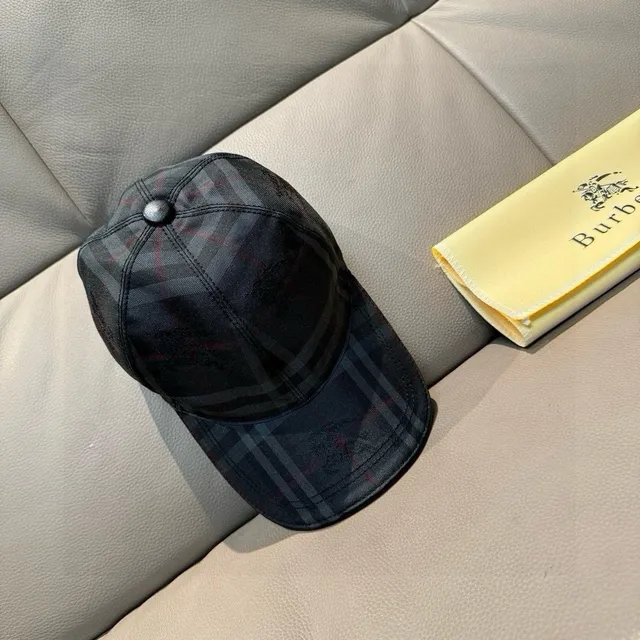 Burberry Patrón a cuadros Negro Gris Rojo Gorra de Béisbol 9