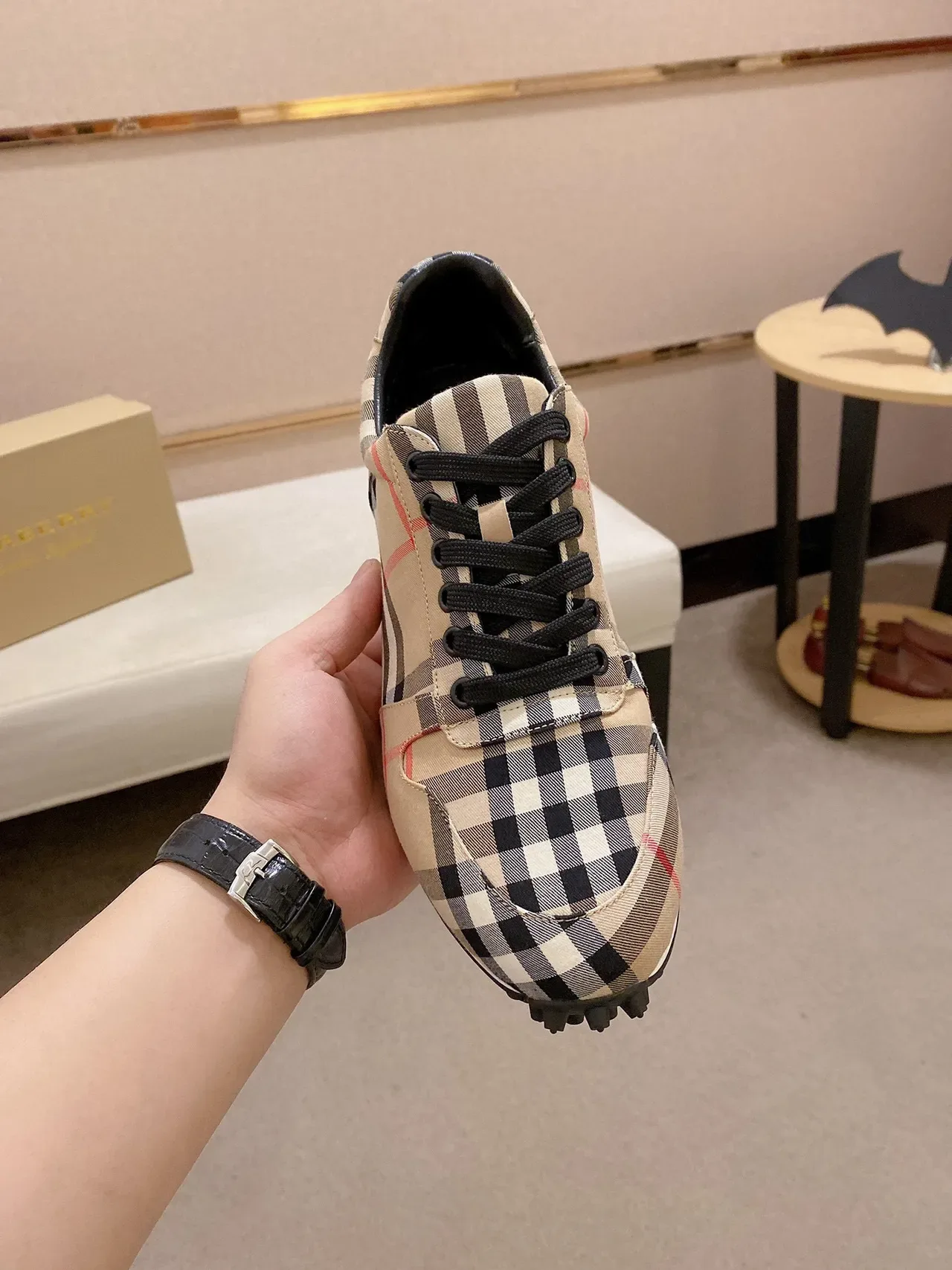 Burberry نمط الشيك low-top أسلوب الحياة أحذية رياضية 8