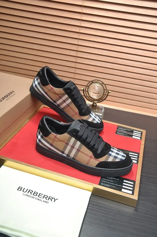 Burberry أحذية رياضية أسلوب حياة بنمط شيك منخفض 3
