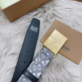 Cinturón de cuero Burberry gris marino con monograma y forro de lona