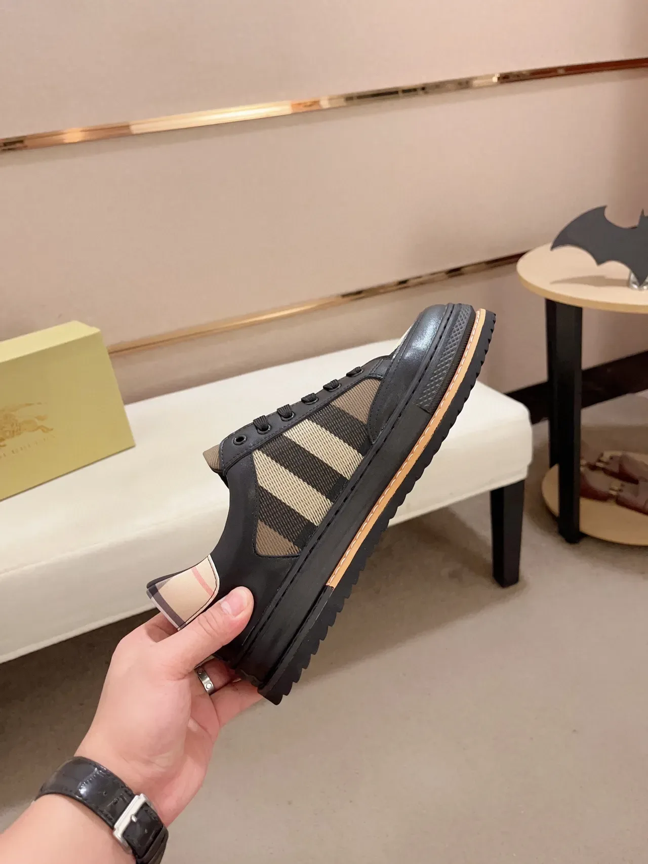 Burberry Knight Black Beige Low-Top Mixed-Material Lifestyle Sneakers 6