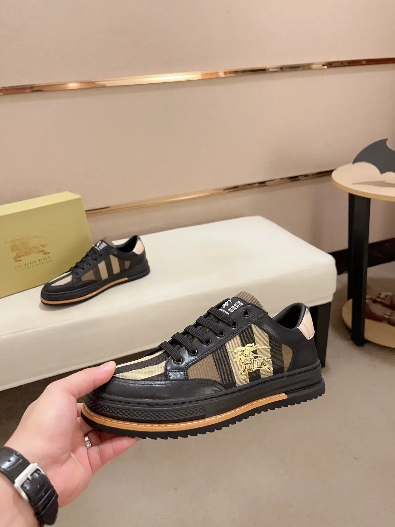 Burberry Knight Black Beige Low-Top Mixed-Material Lifestyle Sneakers 8