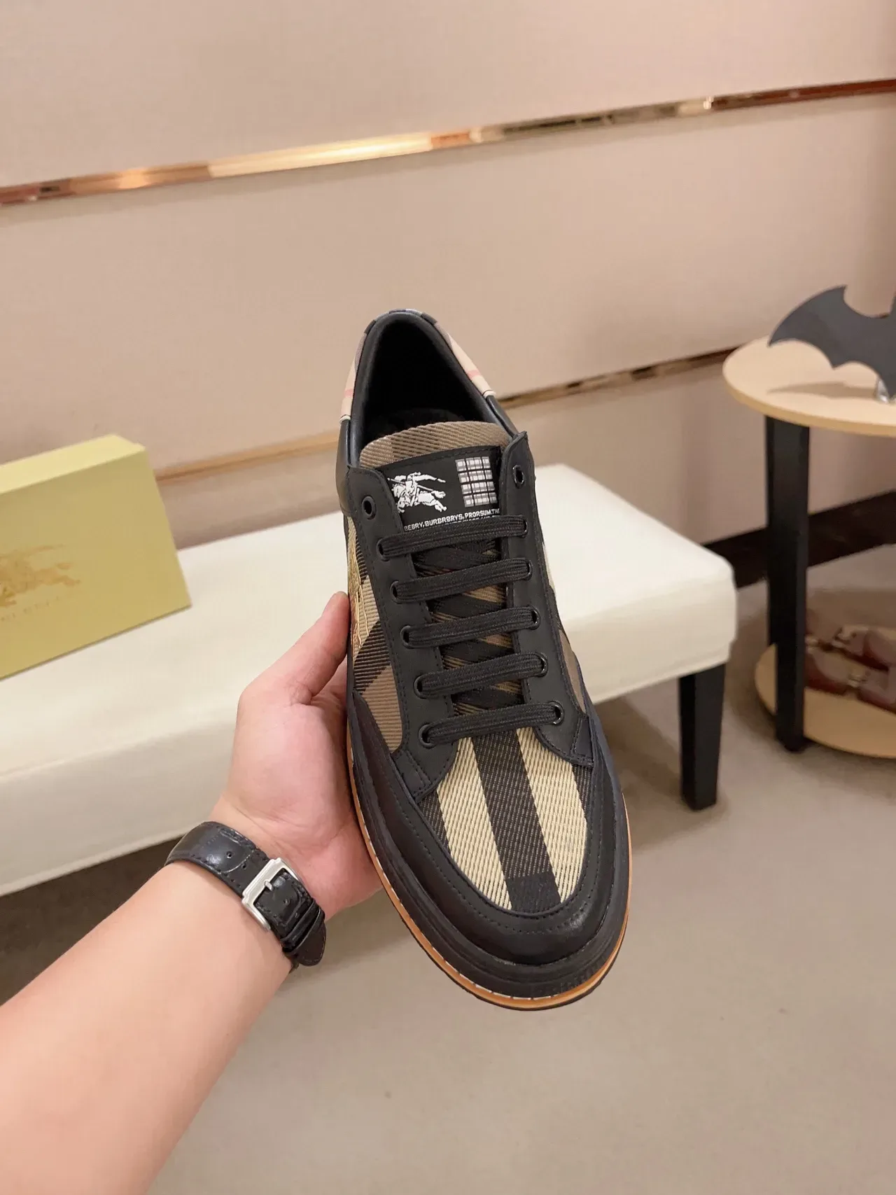Burberry Knight Black Beige Low-Top Mixed-Material Lifestyle Sneakers 9
