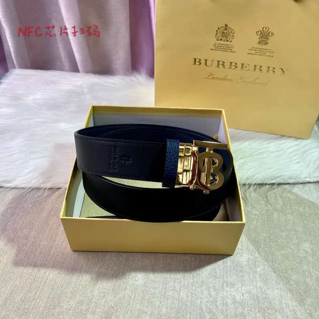 Burberry Knight Navy Blue Pebbled Leather Belt 6
