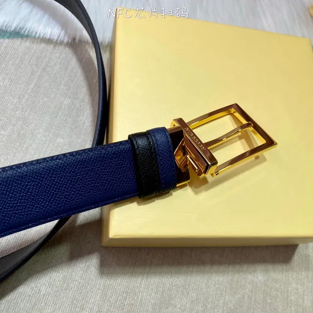 Burberry Knight Ceinture de cuir grainé réversible 5