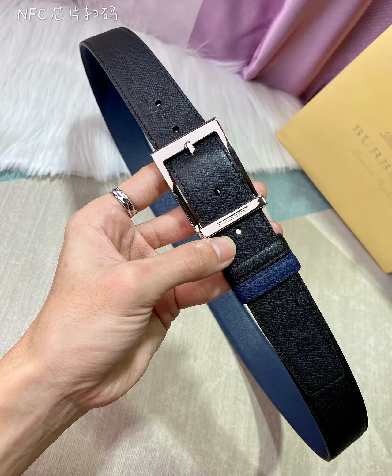 Burberry Reversible Black and Navy Leather Belt 3