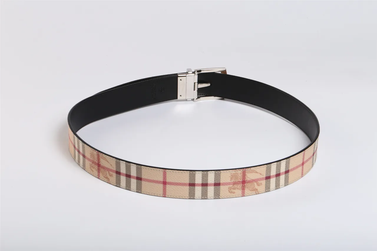 Burberry Reversible House Check Beige Red Black Leather Belt 6