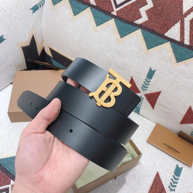 Burberry TB 黑色金色光滑印花扣头皮革腰带 4
