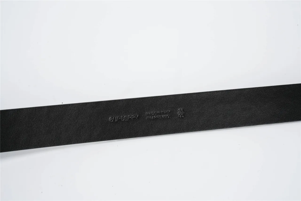 Burberry TB Monogram Cinturón de cuero negro estampado 8