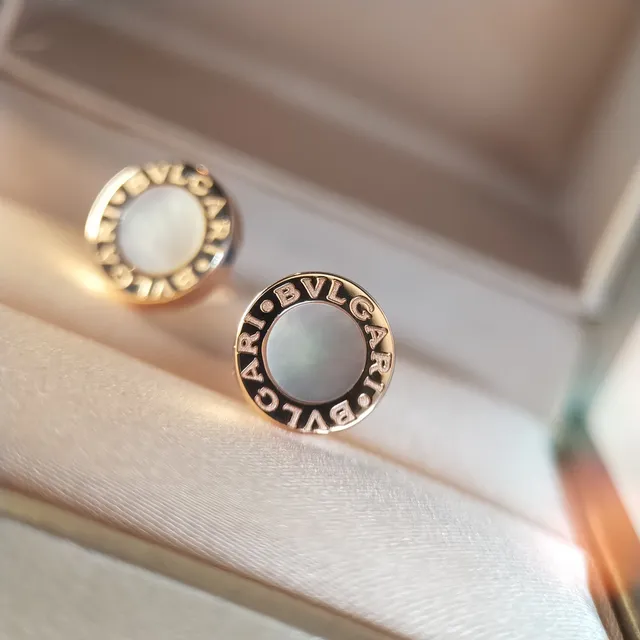 Bvlgari B.zero1 أقراط خاتم ذهبي أبيض دائري نقش شعار ربطة 6