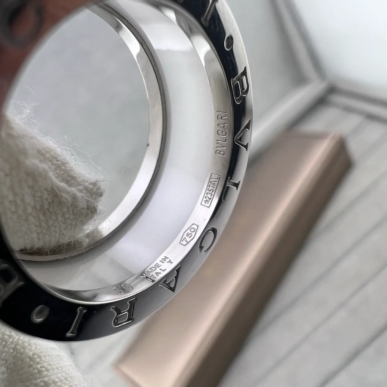 Bvlgari B.zero1 Anéis de cerâmica e metal de múltiplas bandas 2