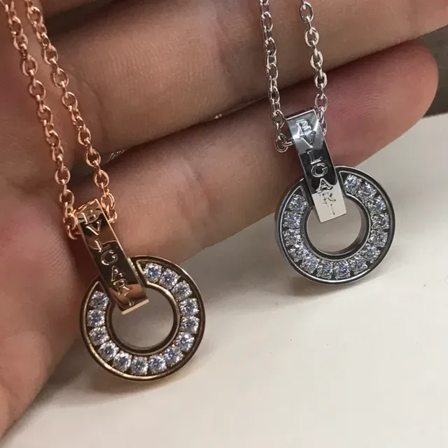 Bvlgari B.zero1 Cercle Ouvert Pavé Diamants et Or Rose Collier 2