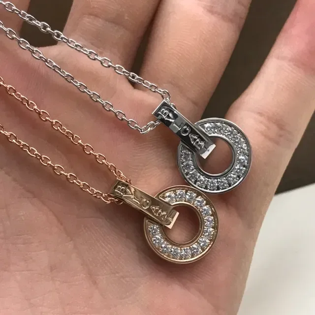 Bvlgari B.zero1 Cercle Ouvert Pavé Diamants et Or Rose Collier 9