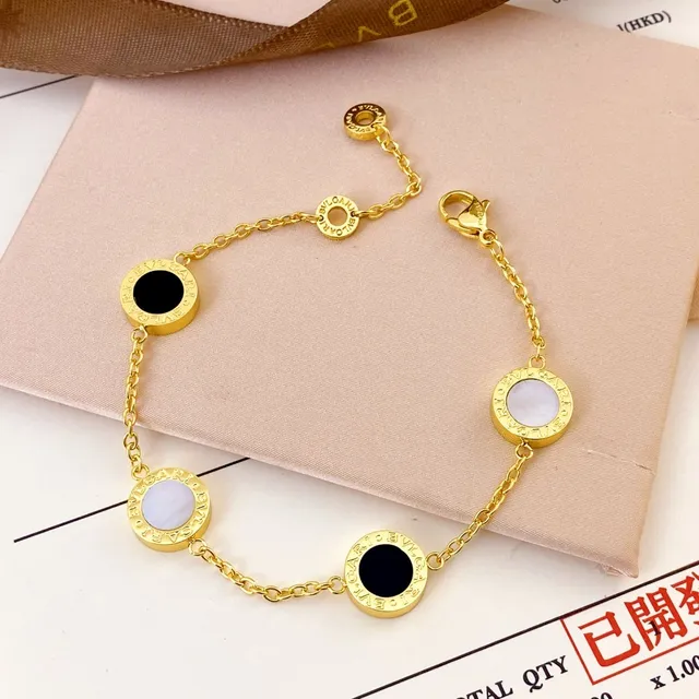 Bvlgari B.zero1 Rock स्वर्ण-टोन माँगमोती और ओनिक्स कंगन 6