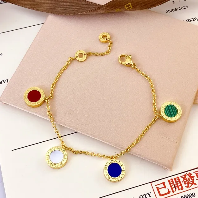 Bvlgari B.zero1 Rock स्वर्ण-टोन माँगमोती और ओनिक्स कंगन 7