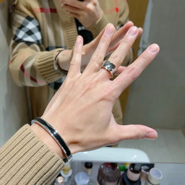 Bvlgari B.zero1 双色玫瑰金和白色金属戒指 7