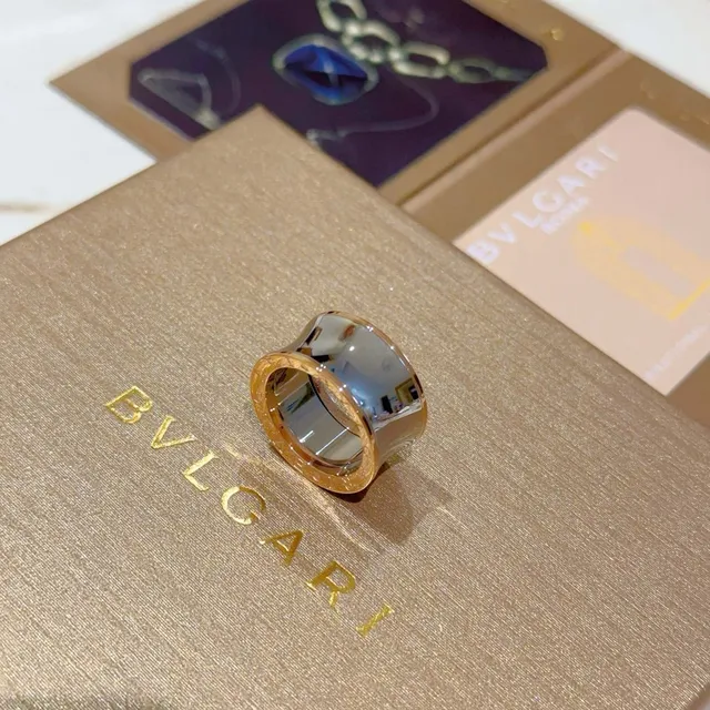 Bvlgari B.zero1 双色玫瑰金和白色金属戒指 8